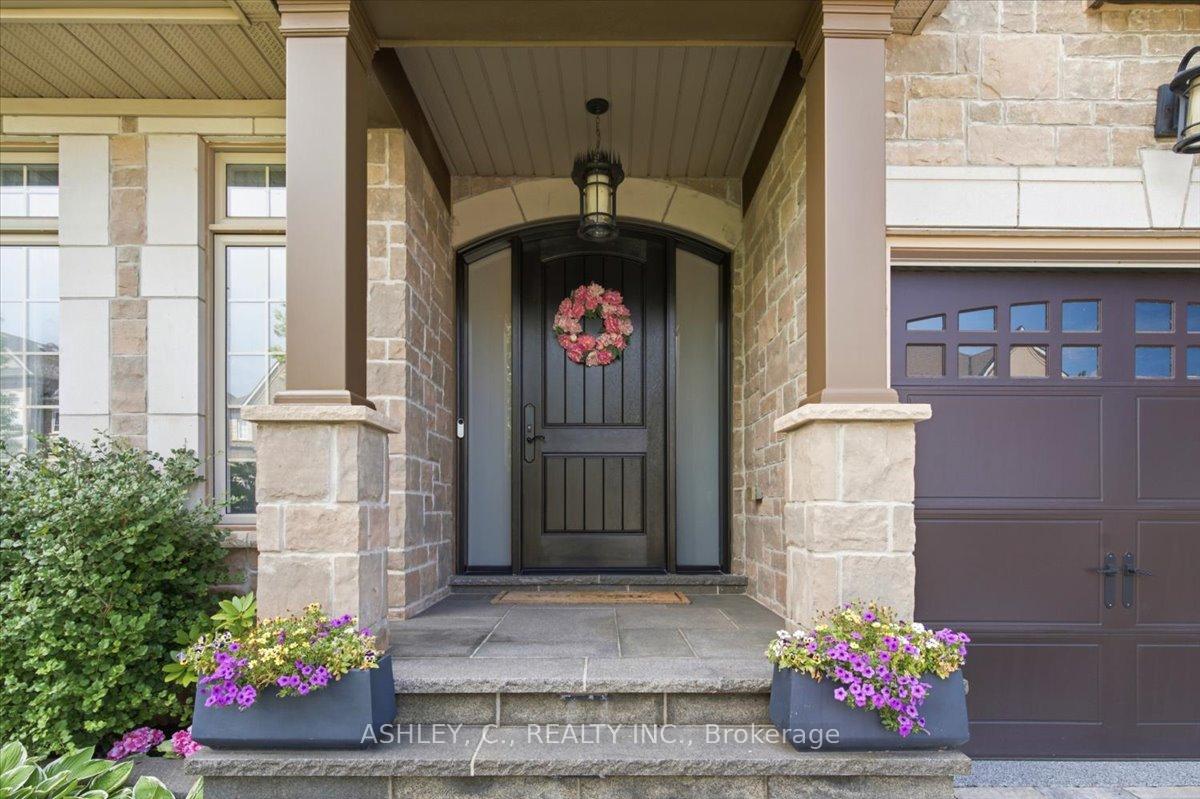 Photo 3 of 2177 Vineland Crescent, Oakville, River Oaks — HOMEH