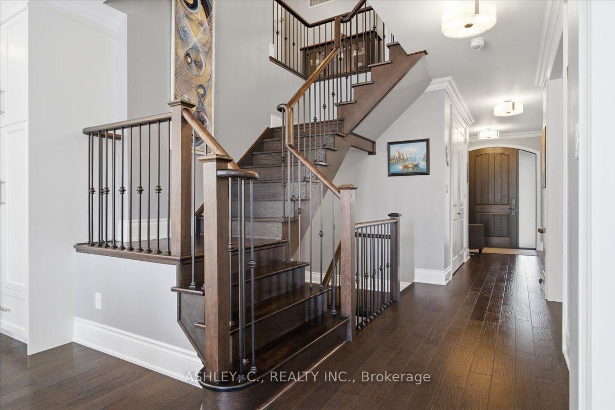 Photo 21 of 2177 Vineland Crescent, Oakville, River Oaks — HOMEH
