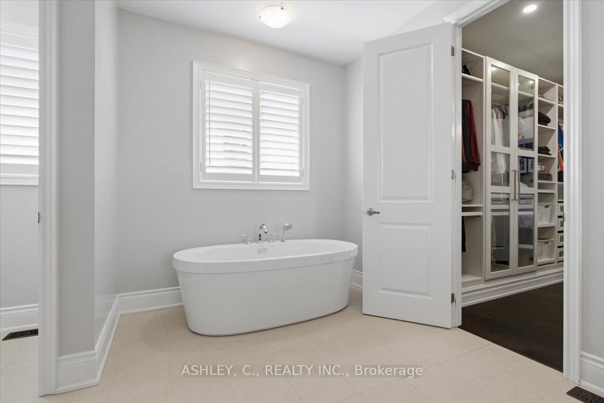 Photo 27 of 2177 Vineland Crescent, Oakville, River Oaks — HOMEH