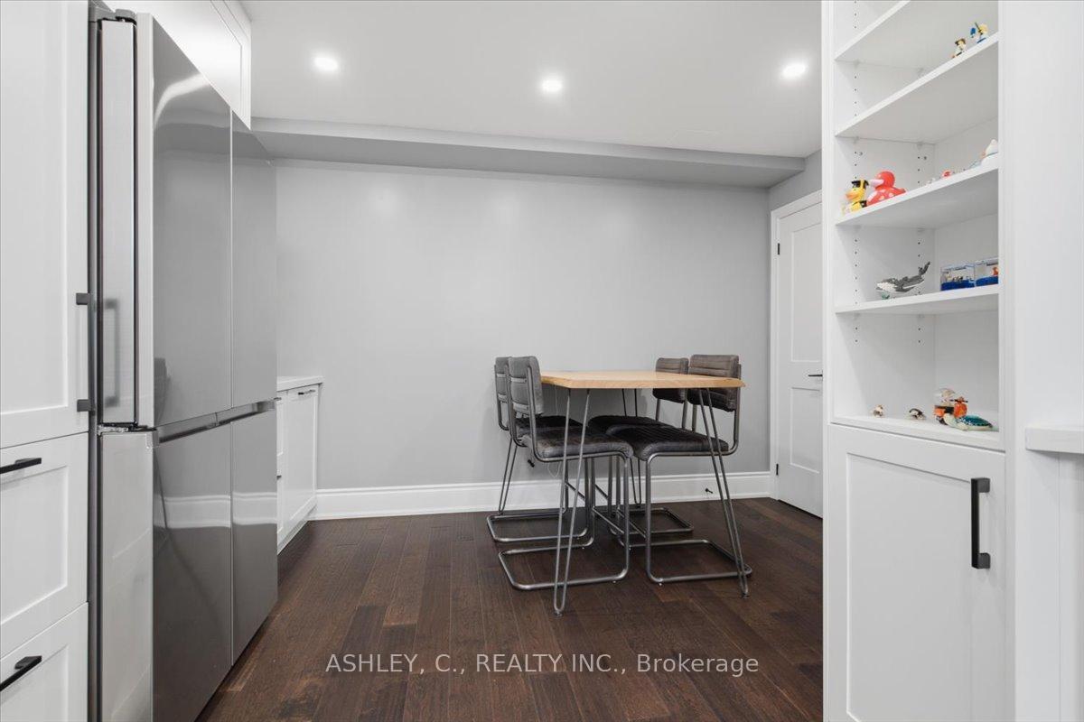 Photo 38 of 2177 Vineland Crescent, Oakville, River Oaks — HOMEH