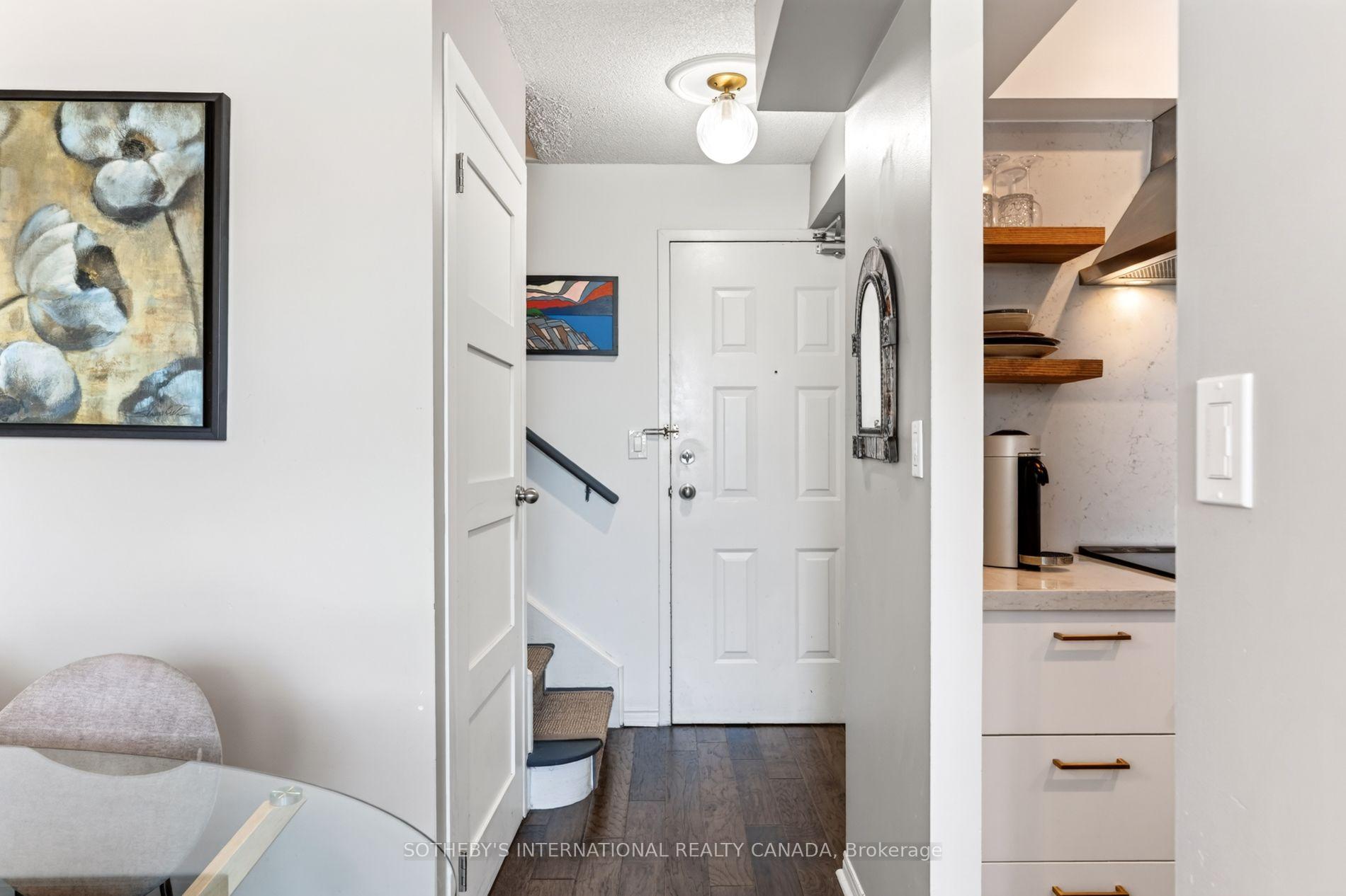 Photo 2 of Unit 907, 222 The Esplanade, Toronto, Waterfront Communities — HOMEH