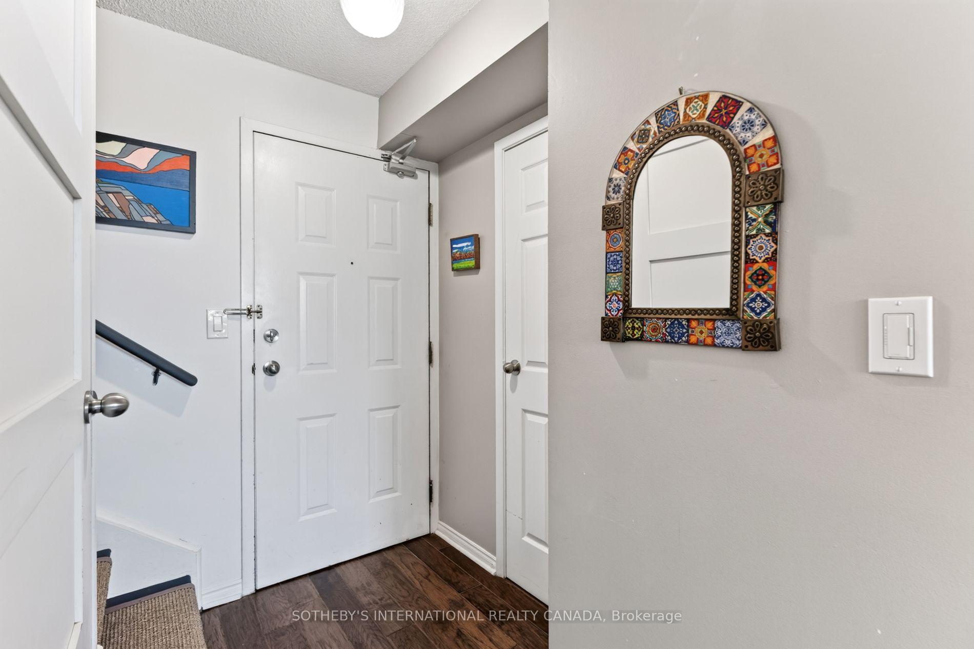 Photo 3 of Unit 907, 222 The Esplanade, Toronto, Waterfront Communities — HOMEH