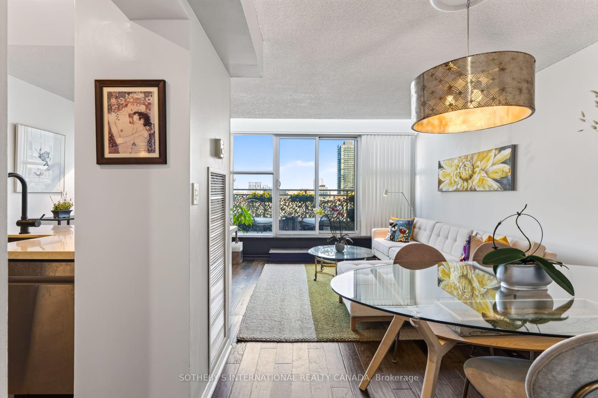 Photo 5 of Unit 907, 222 The Esplanade, Toronto, Waterfront Communities — HOMEH