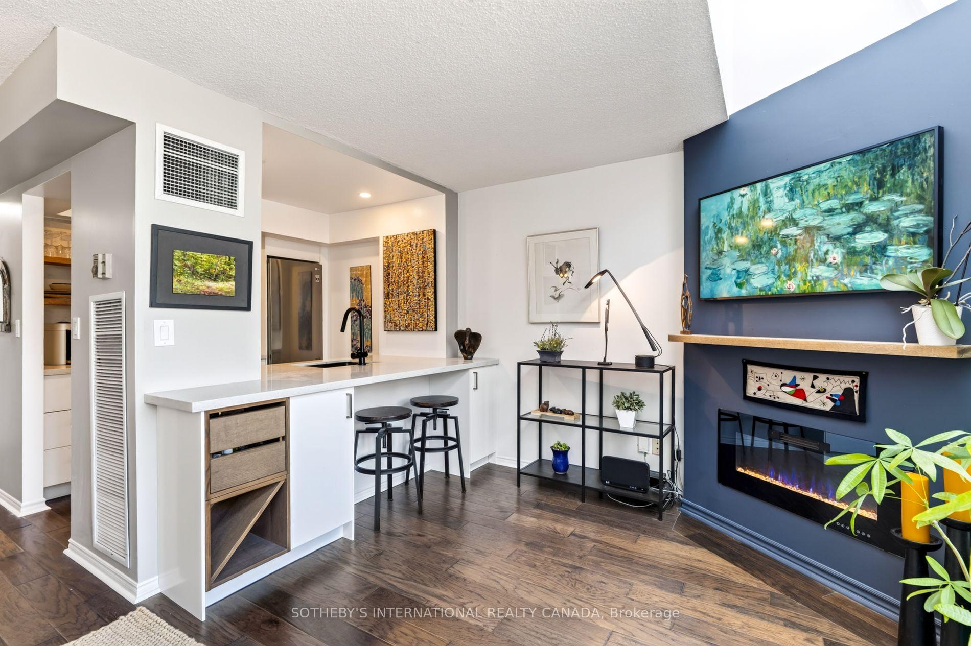 Photo 14 of Unit 907, 222 The Esplanade, Toronto, Waterfront Communities — HOMEH