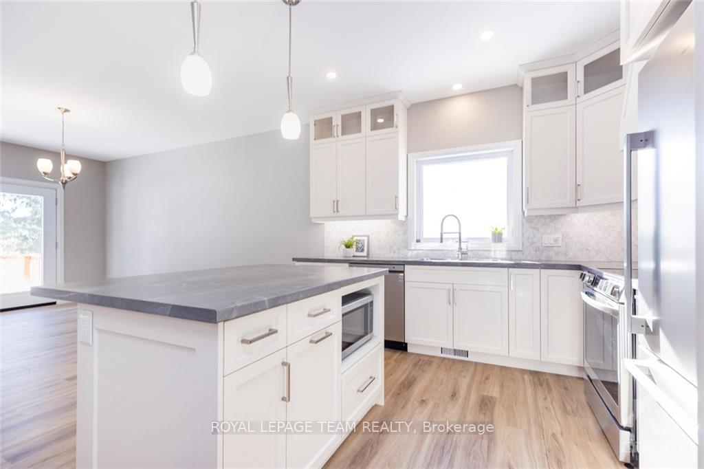 Photo 11 of 13 Morrison Drive, Whitewater Region, Cobden — HOMEH
