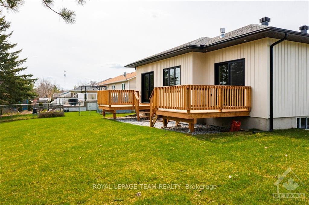 Photo 29 of 13 Morrison Drive, Whitewater Region, Cobden — HOMEH