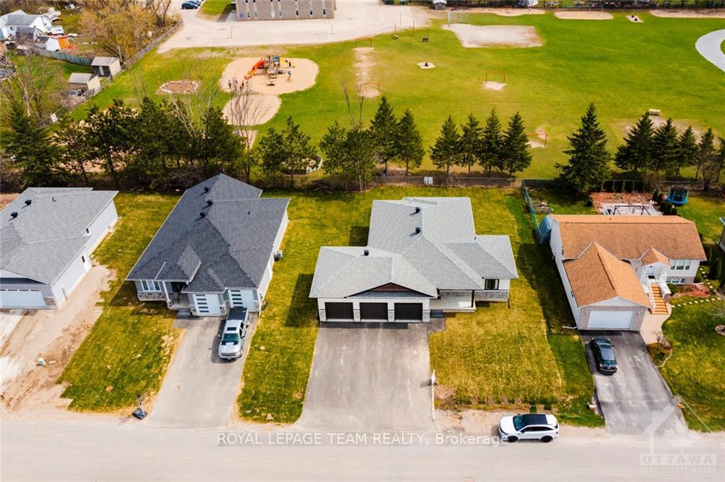 Photo 30 of 13 Morrison Drive, Whitewater Region, Cobden — HOMEH