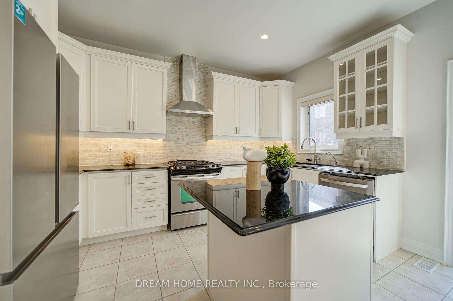 Photo 20 of 36 Everett Street, Markham, Wismer — HOMEH