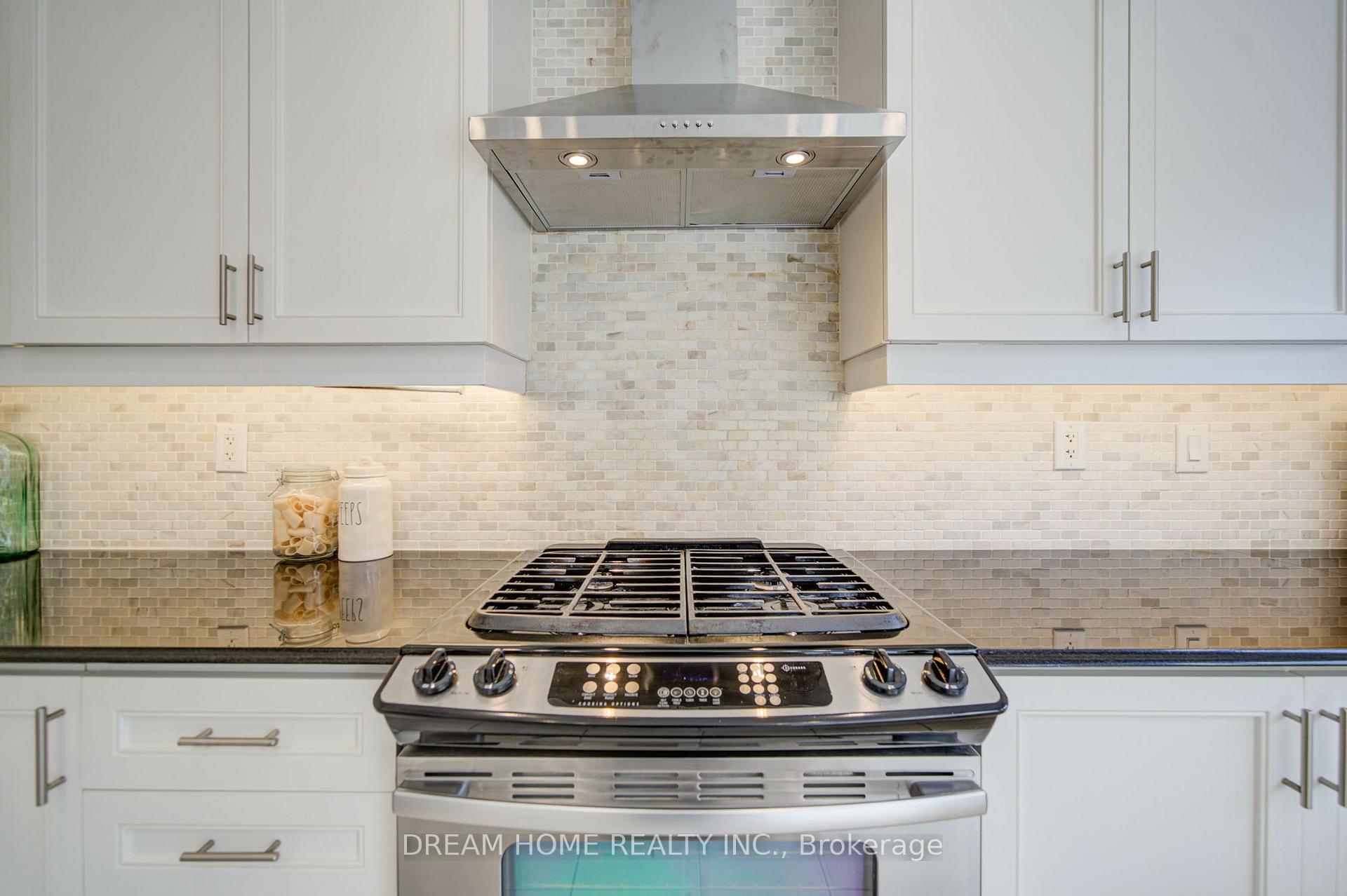 Photo 22 of 36 Everett Street, Markham, Wismer — HOMEH