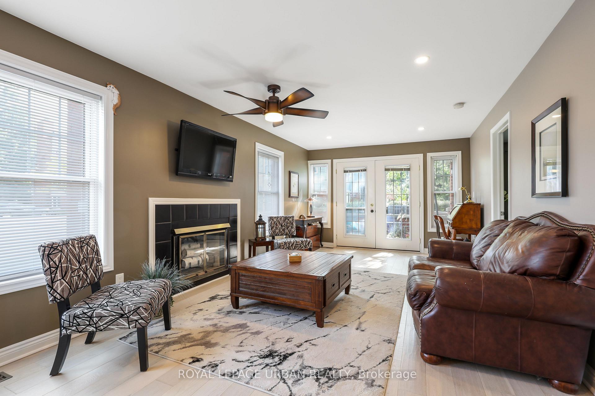 Photo 12 of Unit J1, 1657 Nash Road, Clarington, Courtice — HOMEH