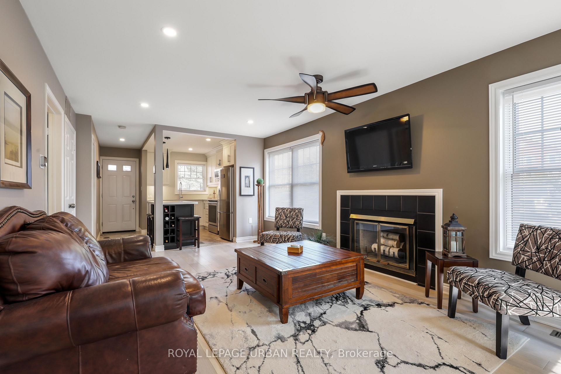 Photo 14 of Unit J1, 1657 Nash Road, Clarington, Courtice — HOMEH