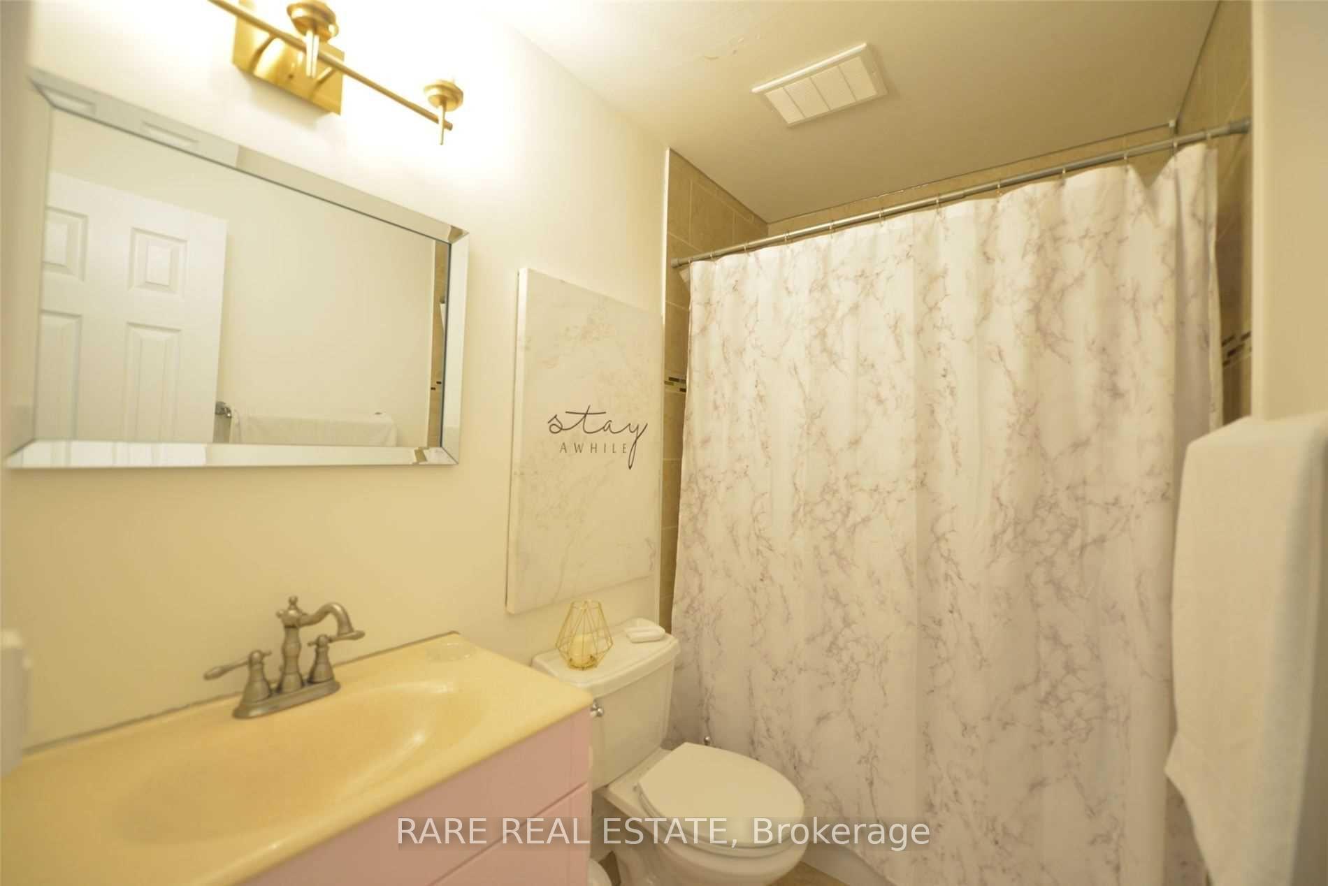 Photo 23 of Unit 112, 2001 Bonnymede Drive, Mississauga, Clarkson — HOMEH