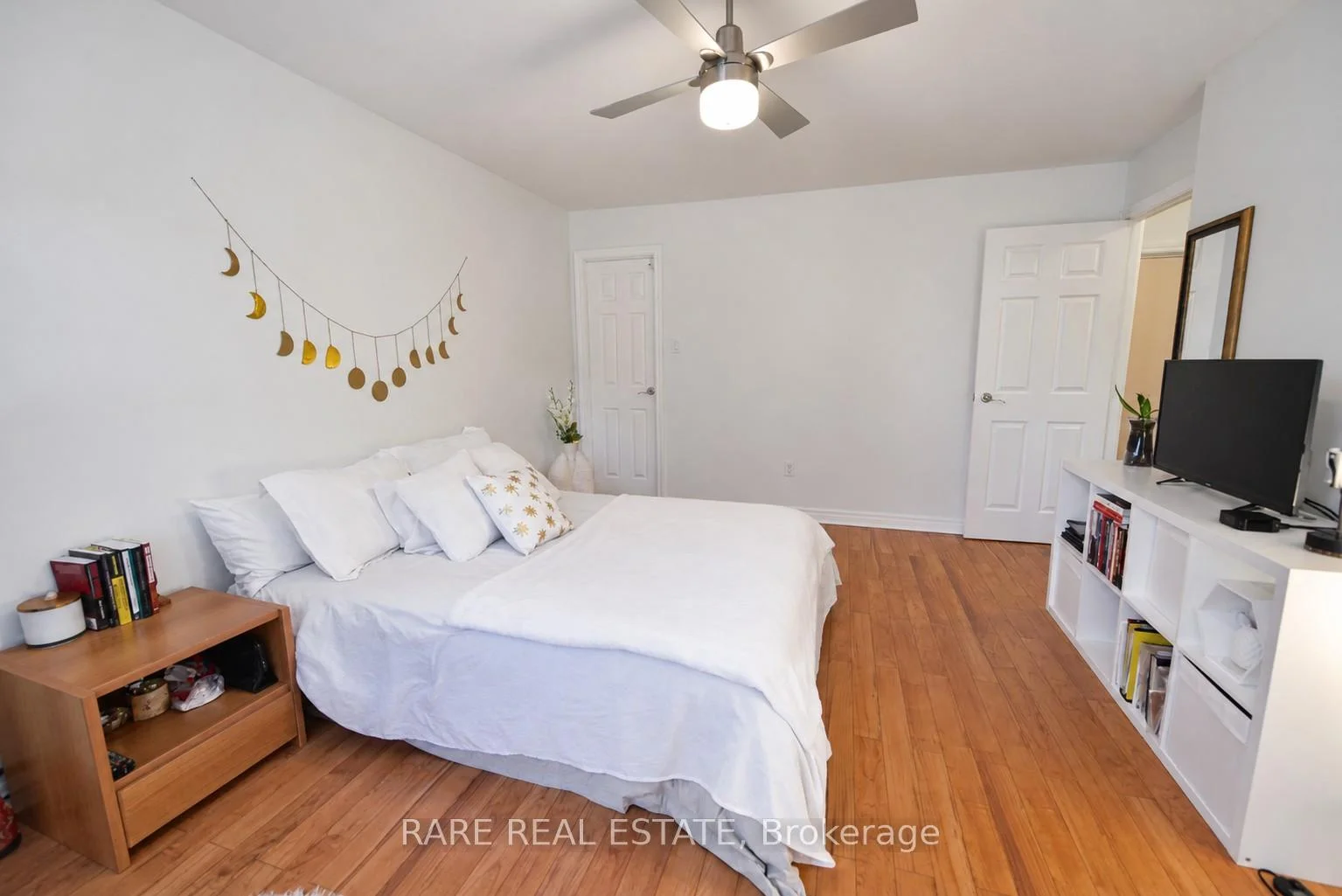 Photo 30 of Unit 112, 2001 Bonnymede Drive, Mississauga, Clarkson — HOMEH