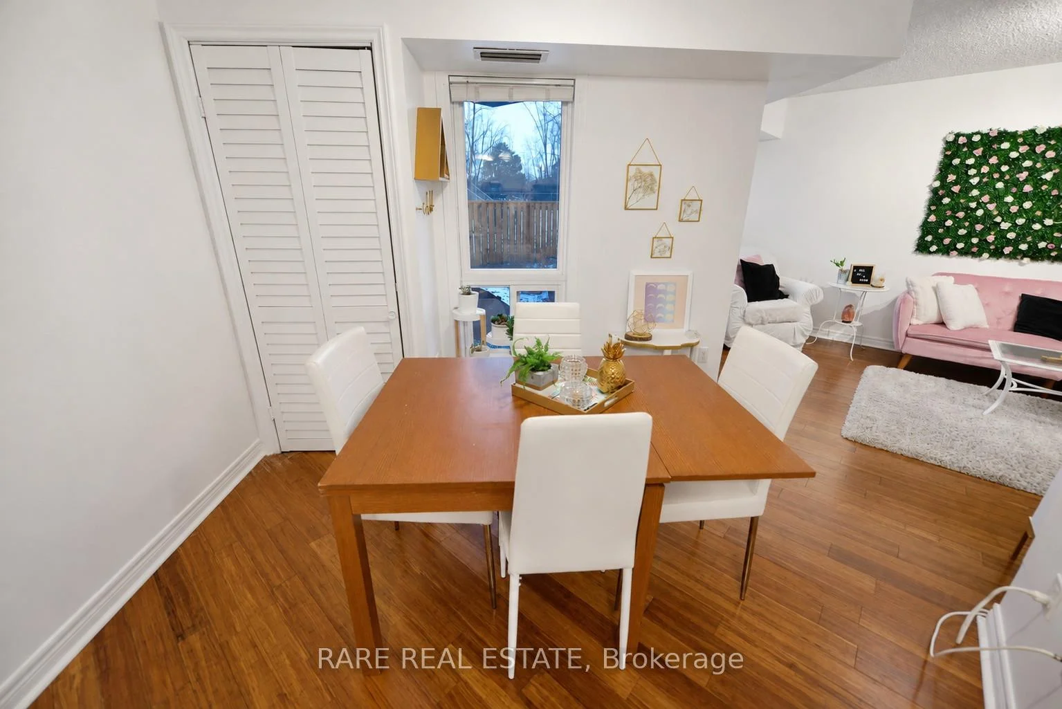 Photo 18 of Unit 112, 2001 Bonnymede Drive, Mississauga, Clarkson — HOMEH