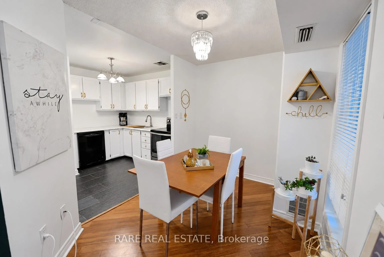 Photo 20 of Unit 112, 2001 Bonnymede Drive, Mississauga, Clarkson — HOMEH