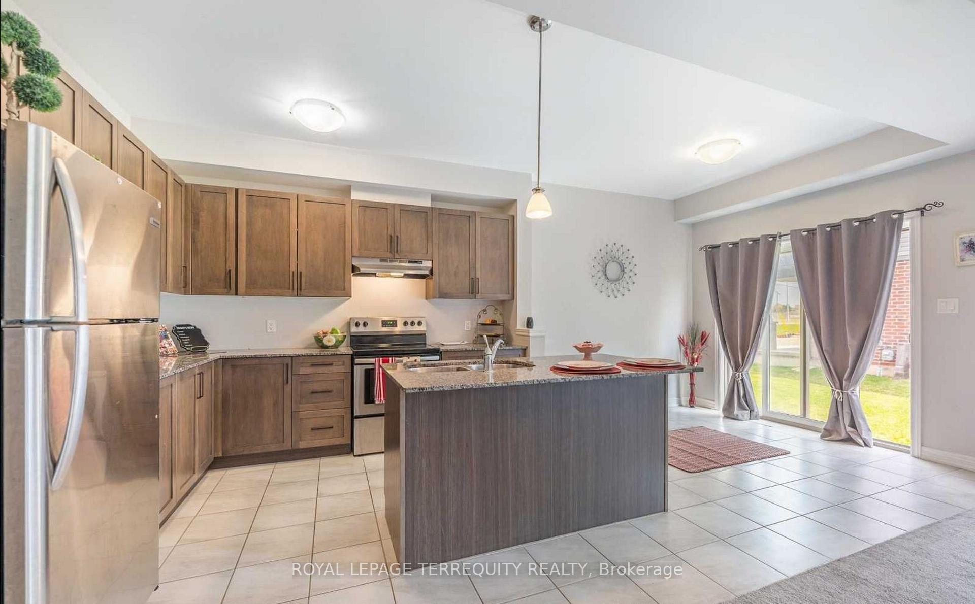 Photo 7 of 13 Severino Circle, West Lincoln, Smithville — HOMEH
