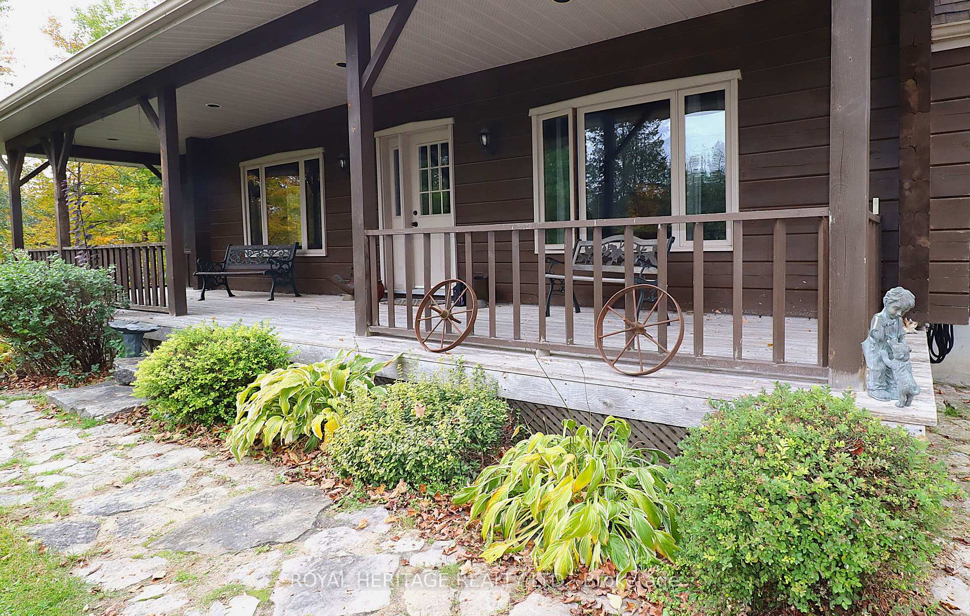 Photo 3 of 723 County Rd 49, Kawartha Lakes, Verulam — HOMEH