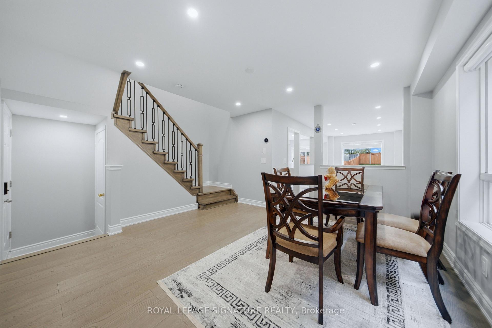 Photo 6 of 72 Tarquini Crescent, Caledon, Bolton West — HOMEH