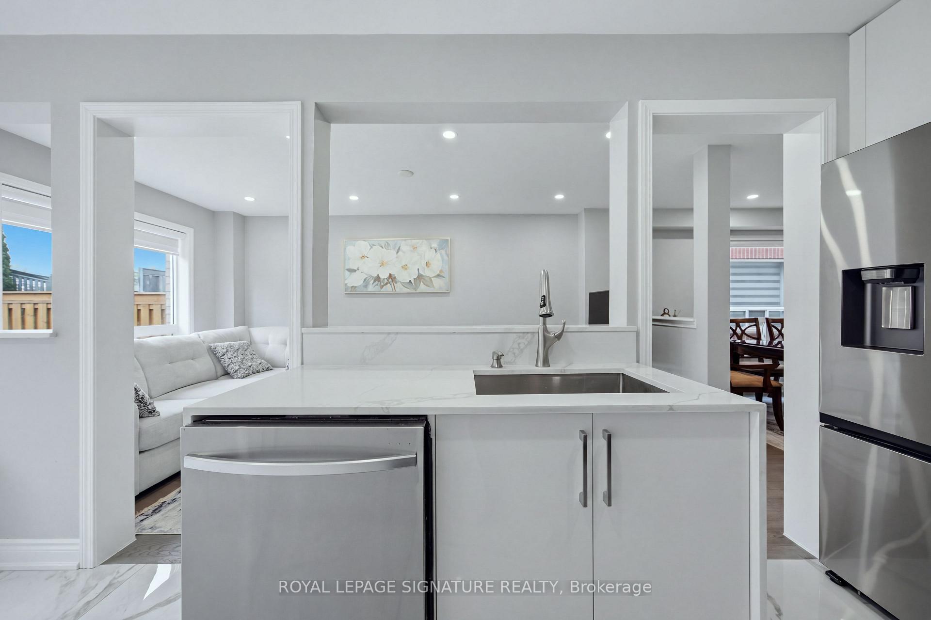 Photo 18 of 72 Tarquini Crescent, Caledon, Bolton West — HOMEH