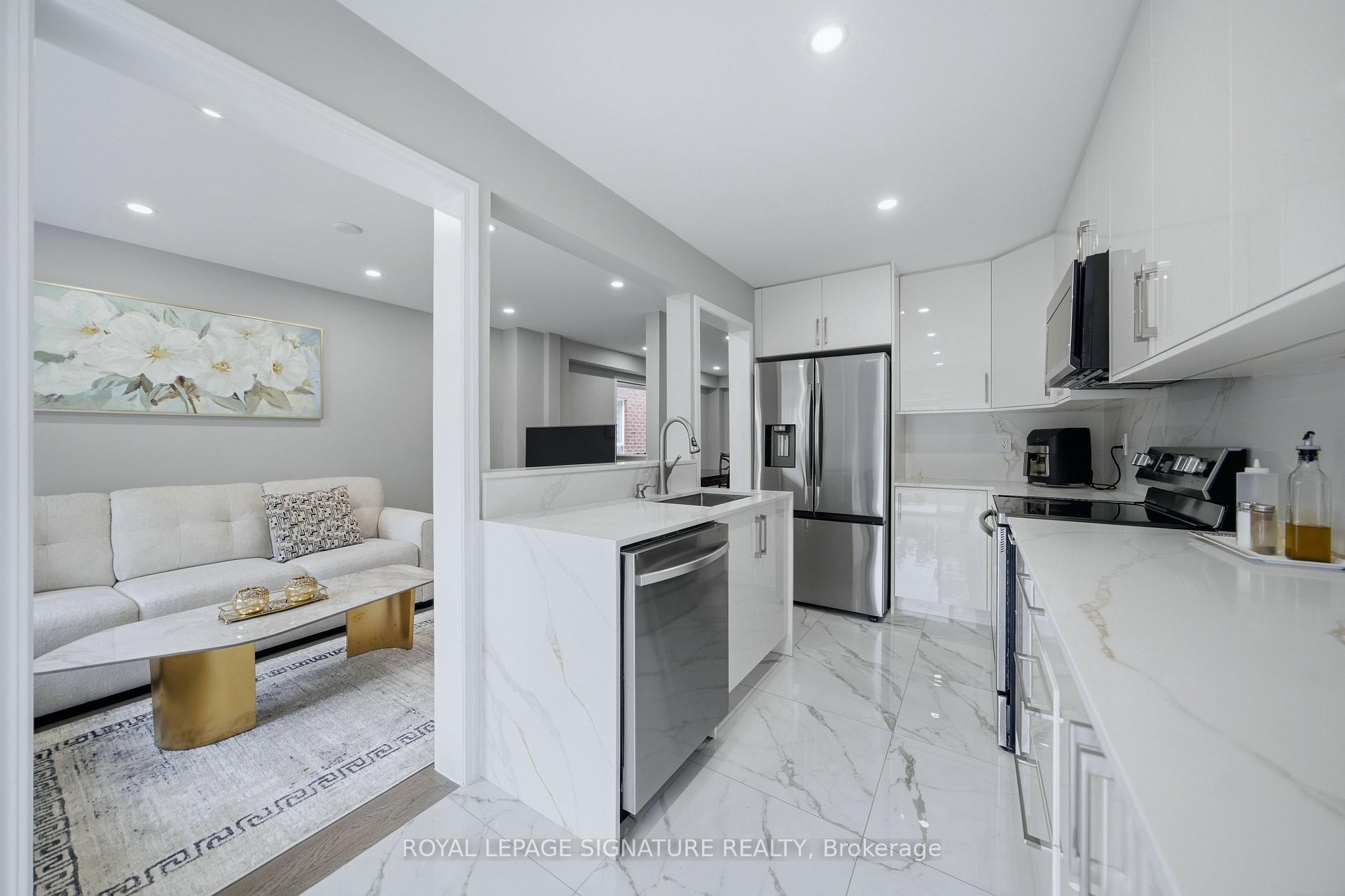 Photo 19 of 72 Tarquini Crescent, Caledon, Bolton West — HOMEH