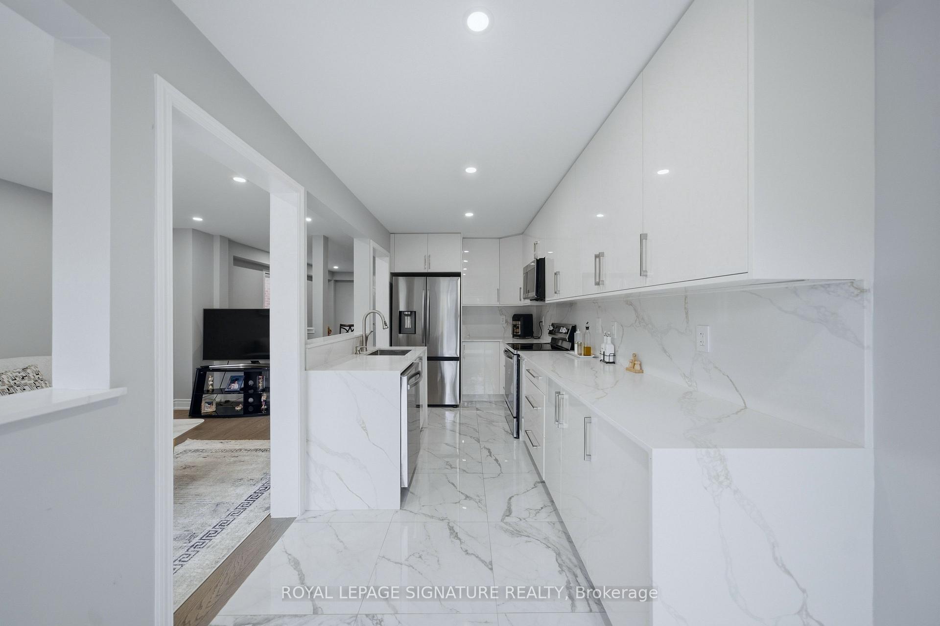 Photo 22 of 72 Tarquini Crescent, Caledon, Bolton West — HOMEH