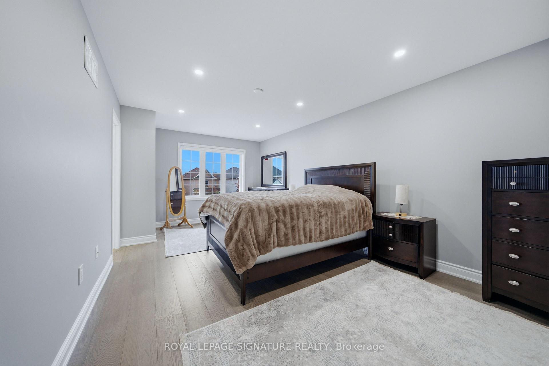 Photo 26 of 72 Tarquini Crescent, Caledon, Bolton West — HOMEH