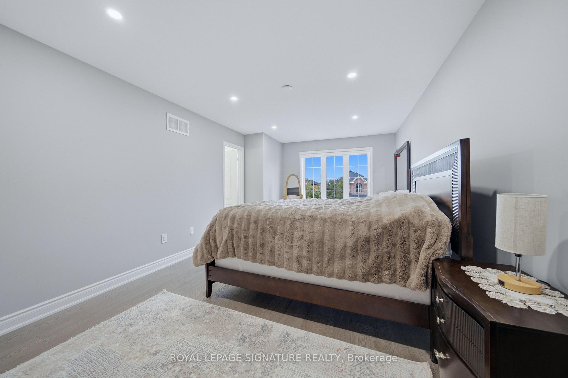 Photo 27 of 72 Tarquini Crescent, Caledon, Bolton West — HOMEH