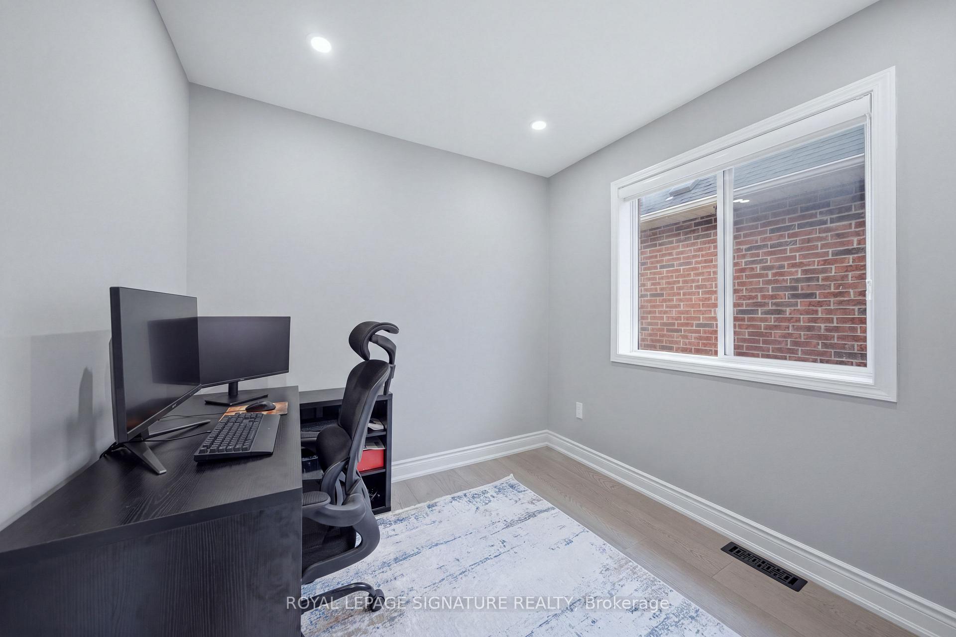 Photo 32 of 72 Tarquini Crescent, Caledon, Bolton West — HOMEH