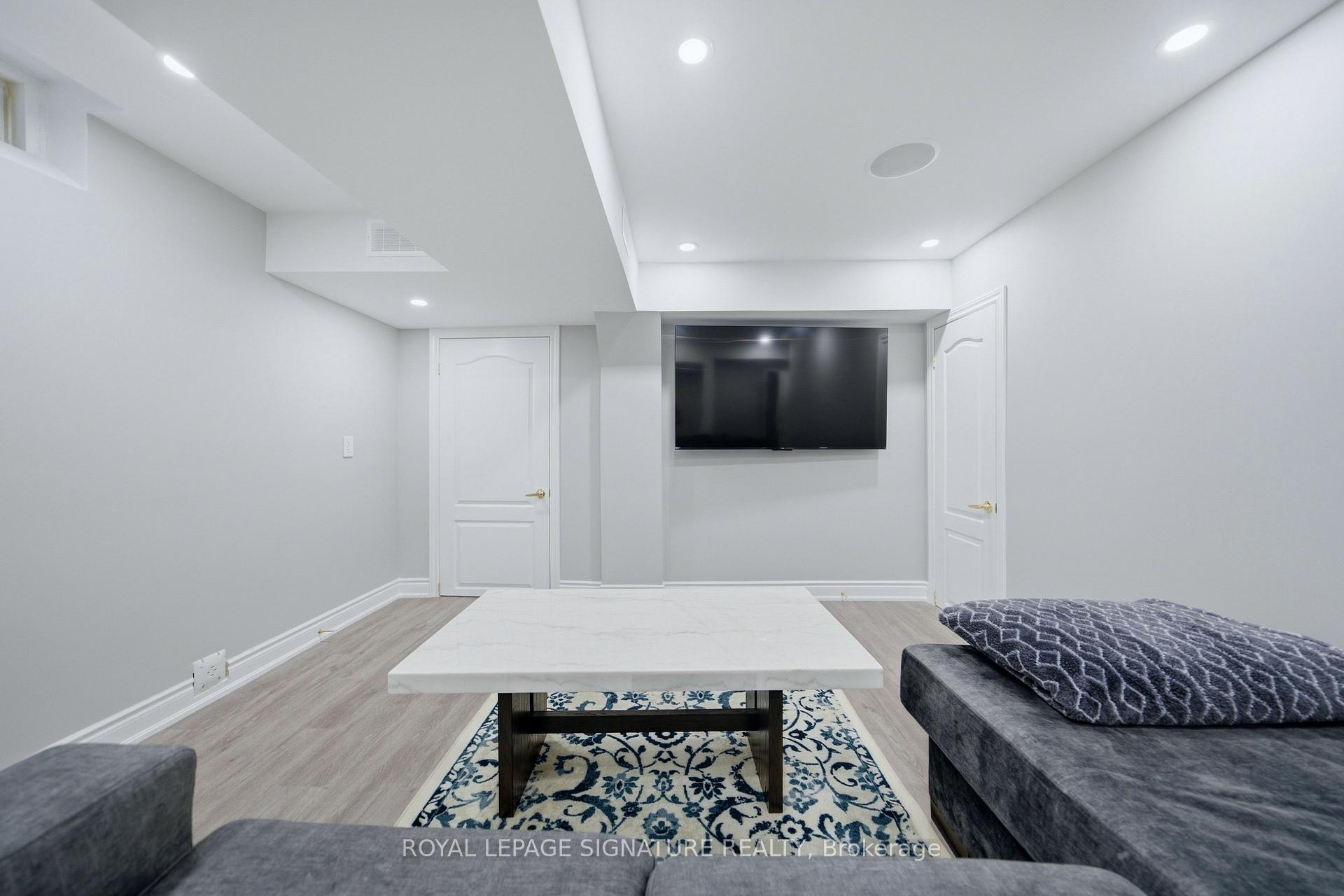 Photo 42 of 72 Tarquini Crescent, Caledon, Bolton West — HOMEH