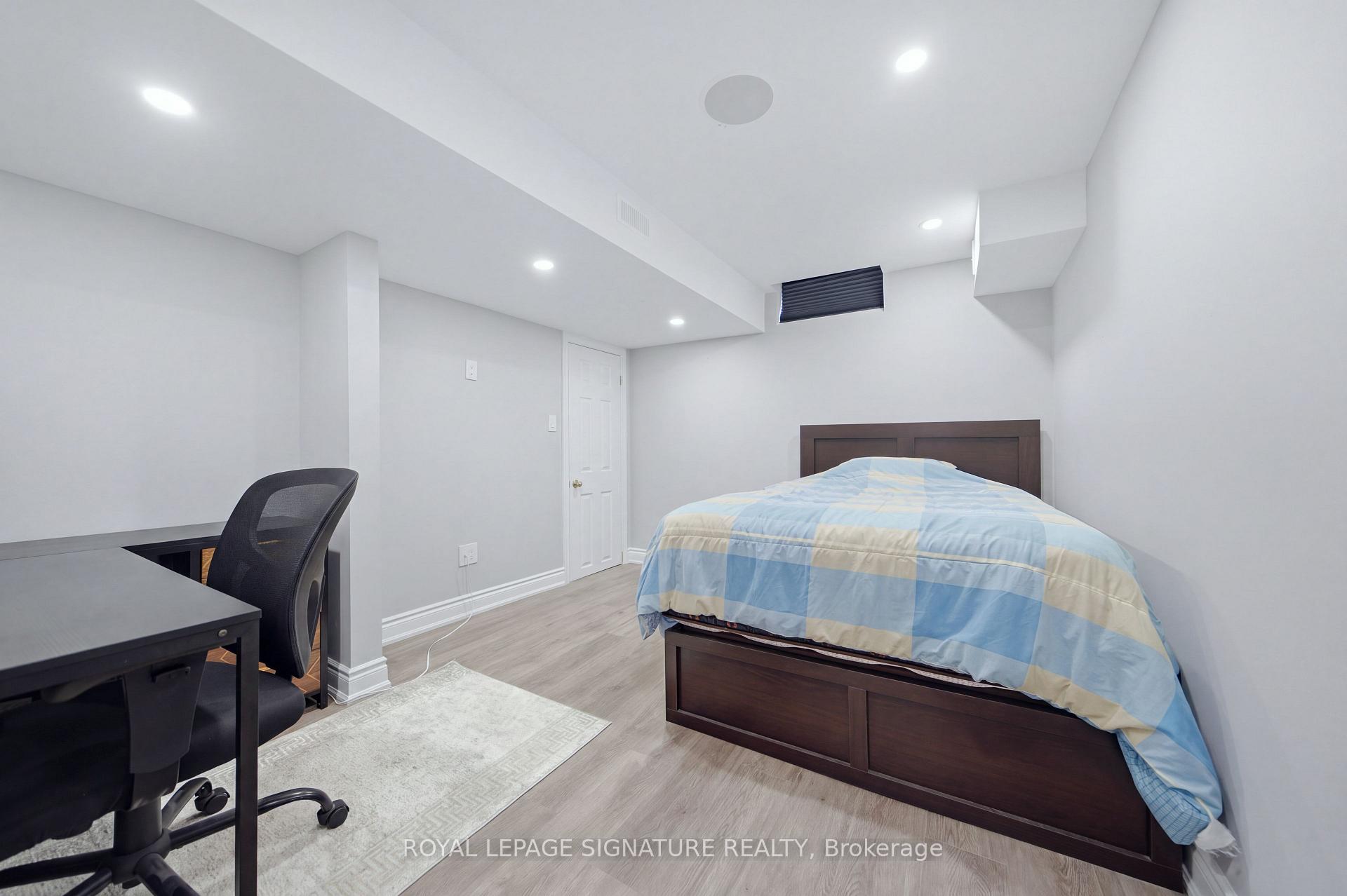 Photo 44 of 72 Tarquini Crescent, Caledon, Bolton West — HOMEH