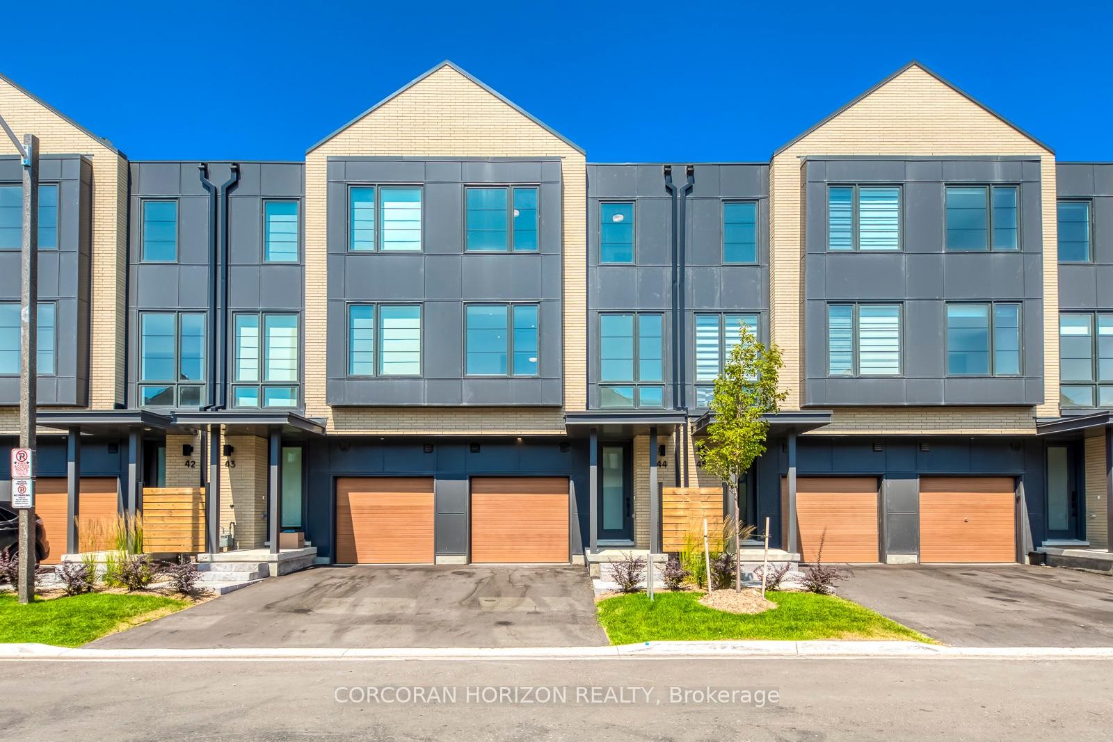 Photo of Unit 44, 2273 Turnberry Road