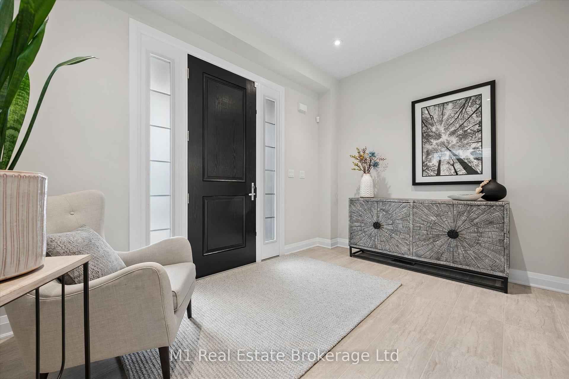 Photo 4 of 545 Bridgemill Crescent, Kitchener, Grand River South — HOMEH