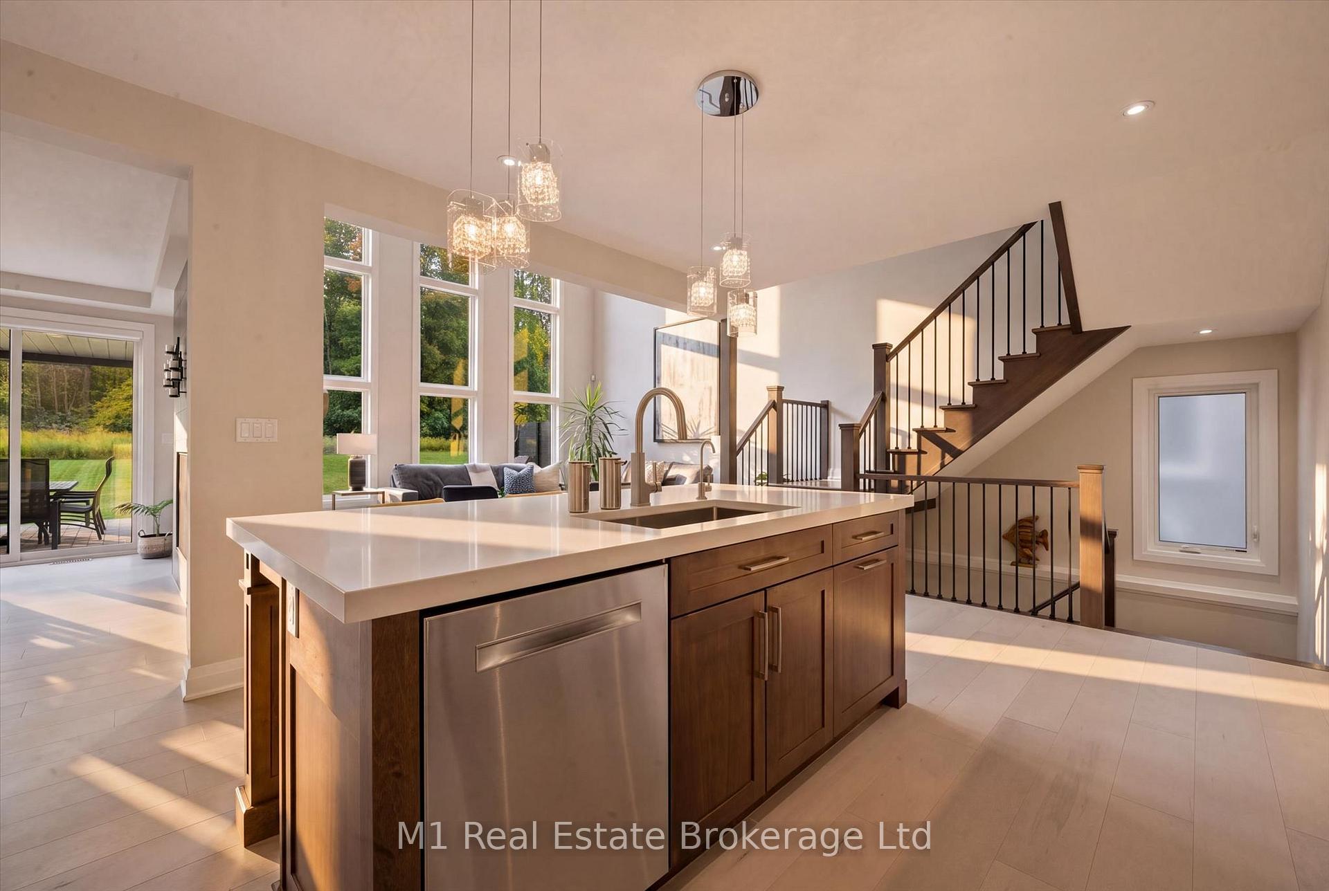Photo 13 of 545 Bridgemill Crescent, Kitchener, Grand River South — HOMEH