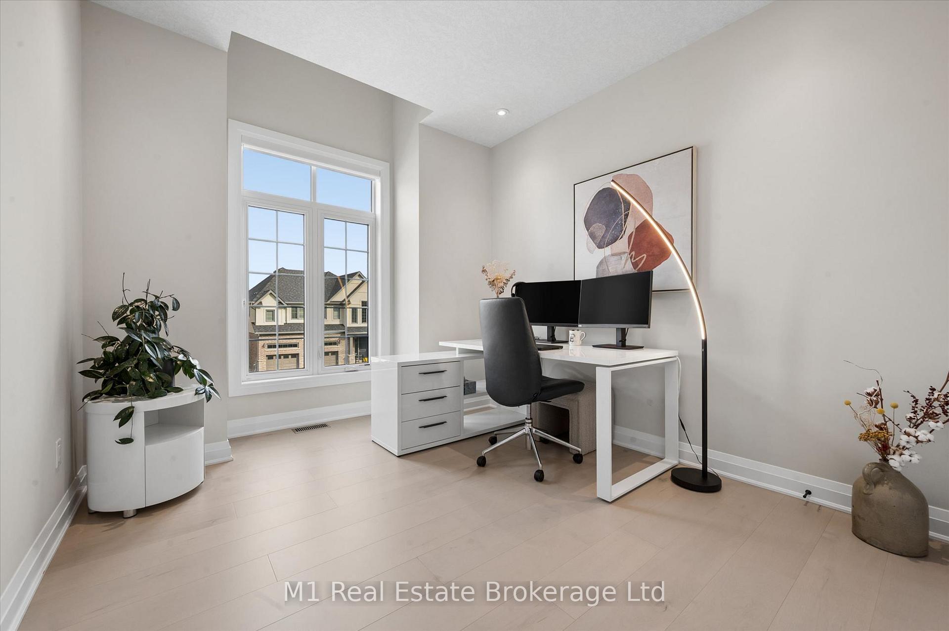 Photo 28 of 545 Bridgemill Crescent, Kitchener, Grand River South — HOMEH