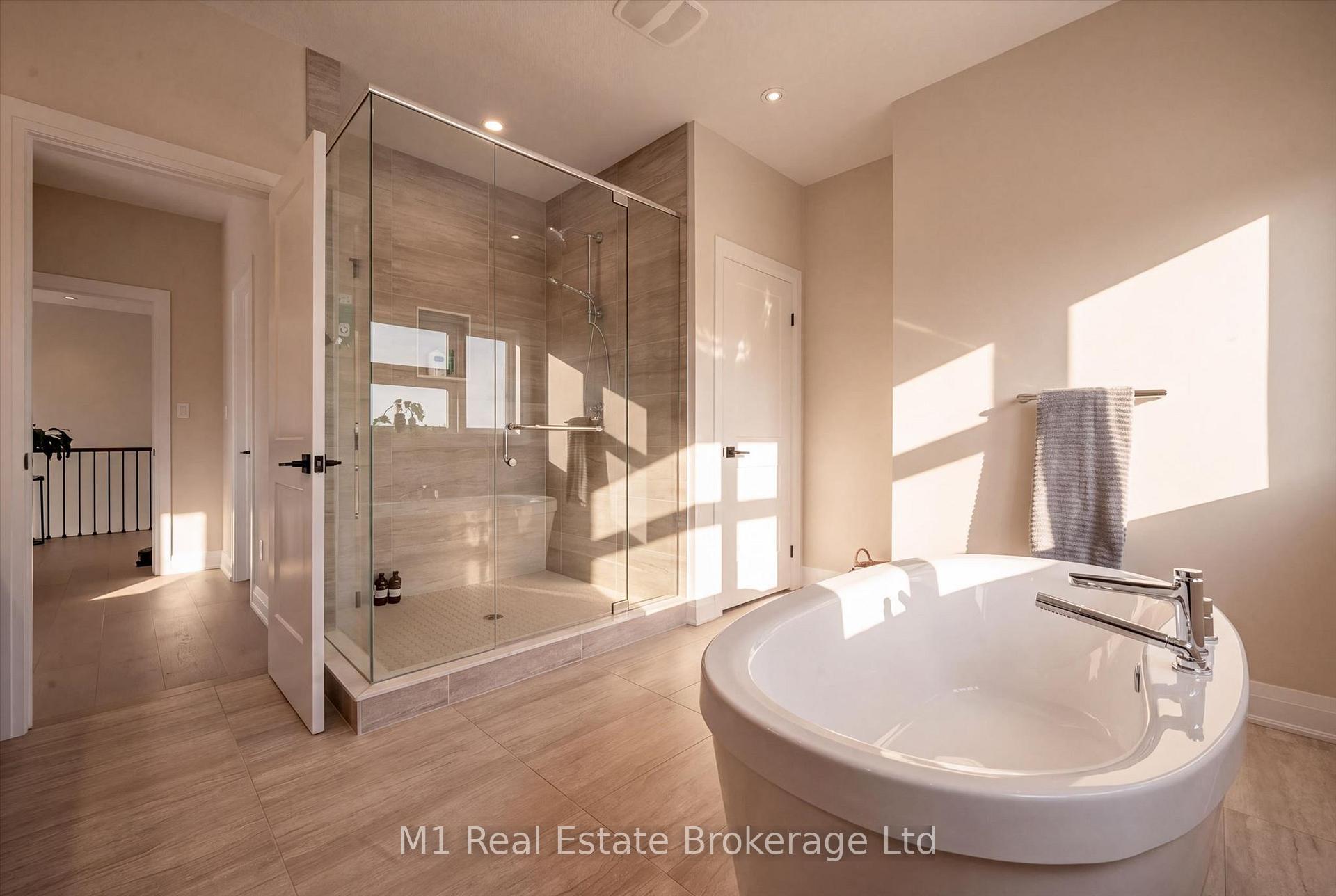 Photo 35 of 545 Bridgemill Crescent, Kitchener, Grand River South — HOMEH