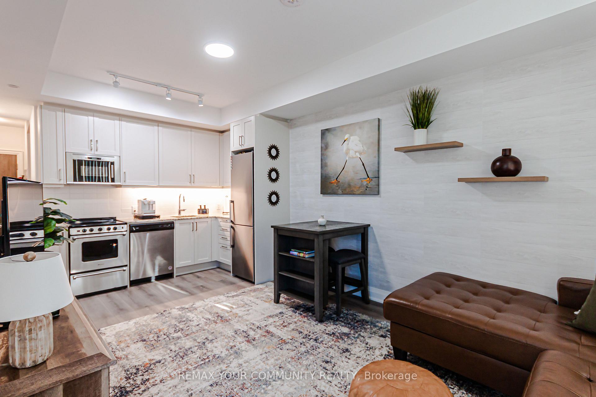 Photo 10 of Unit 309, 10 Gatineau Drive, Vaughan, Beverley Glen — HOMEH