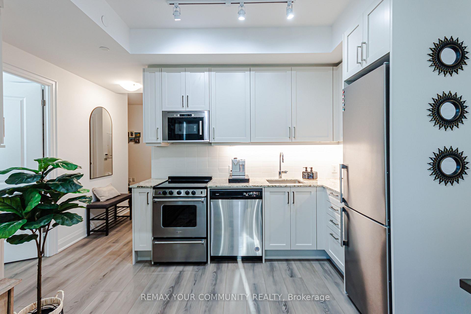 Photo 11 of Unit 309, 10 Gatineau Drive, Vaughan, Beverley Glen — HOMEH