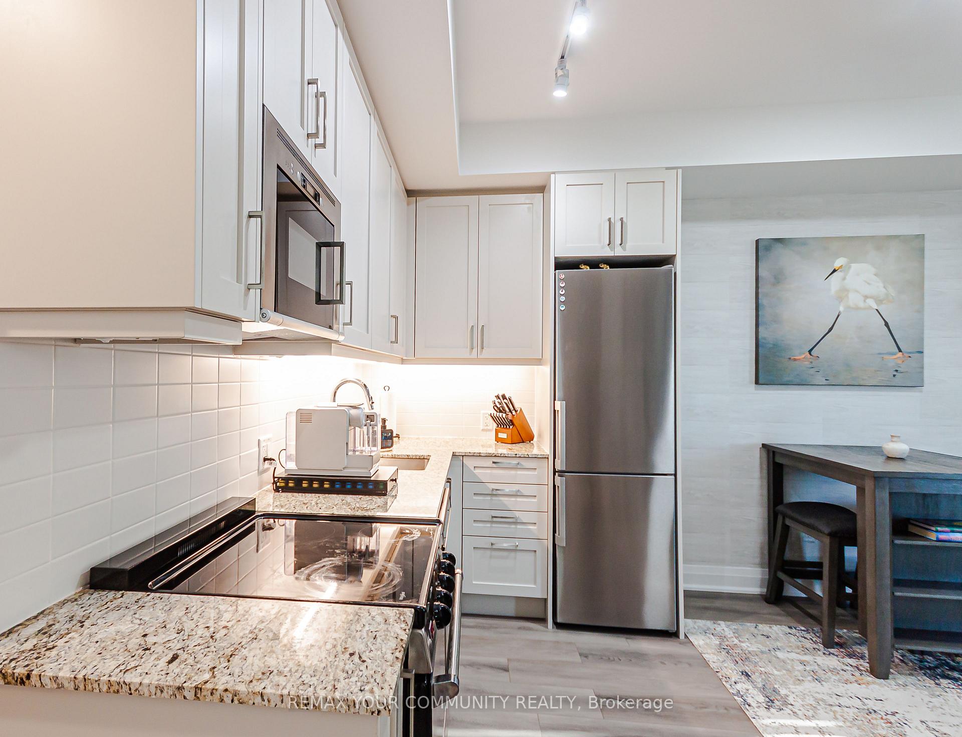 Photo 13 of Unit 309, 10 Gatineau Drive, Vaughan, Beverley Glen — HOMEH