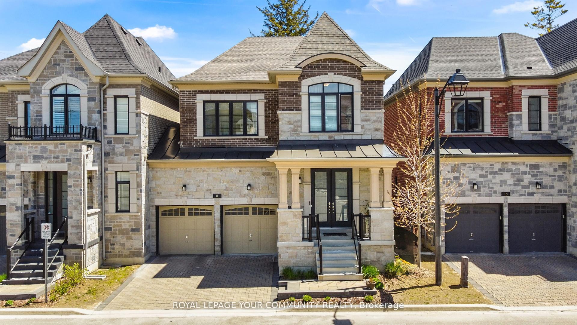 Front of 8 Duncombe Lane