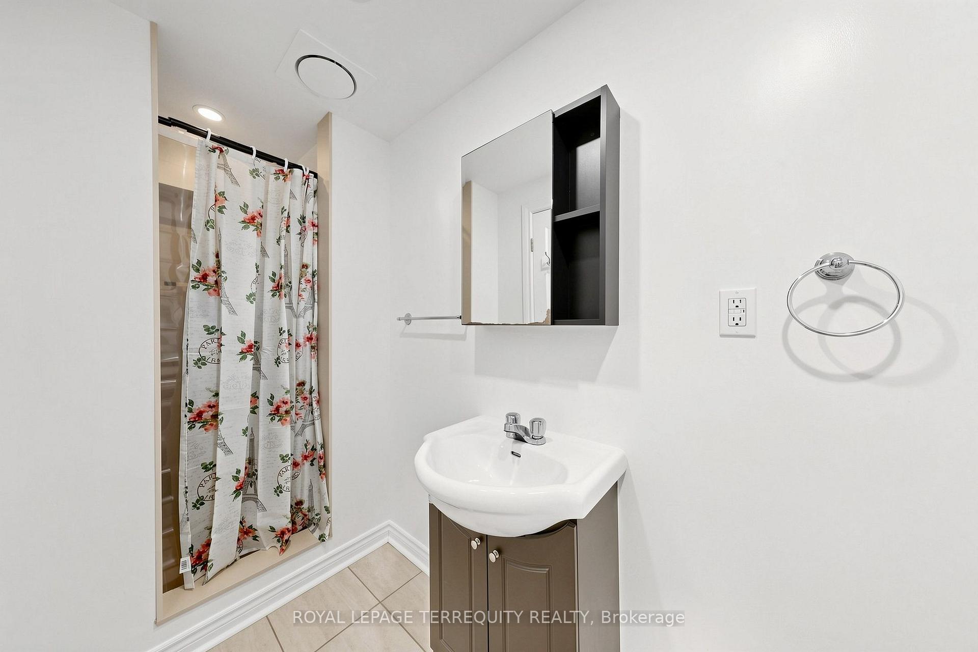 Photo 14 of Unit Basement, 90 Brisdale Drive, Brampton, Fletcher's Meadow — HOMEH