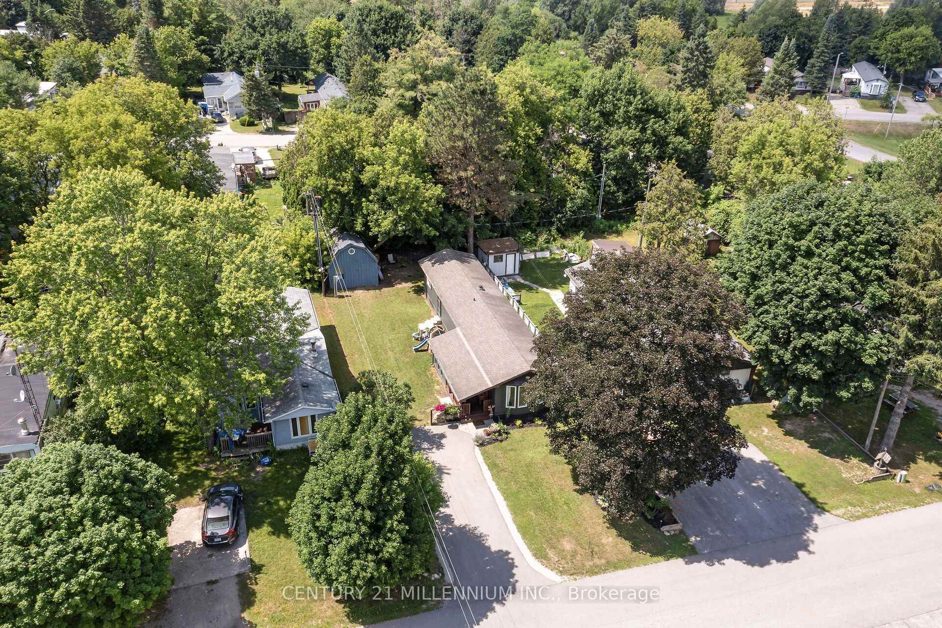Photo 4 of 10 Park Boulevard, Erin — HOMEH