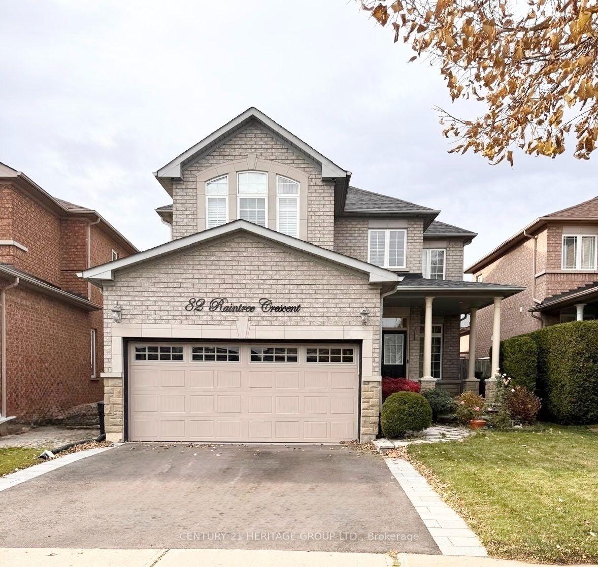 Photo of 82 Raintree Crescent