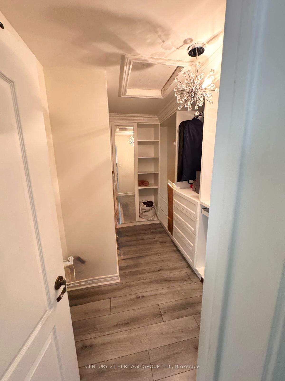 Photo 13 of 82 Raintree Crescent, Richmond Hill, Oak Ridges — HOMEH