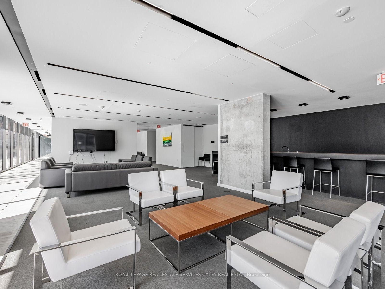 Photo 16 of Unit 1010, 32 Trolley Crescent, Toronto, Moss Park — HOMEH
