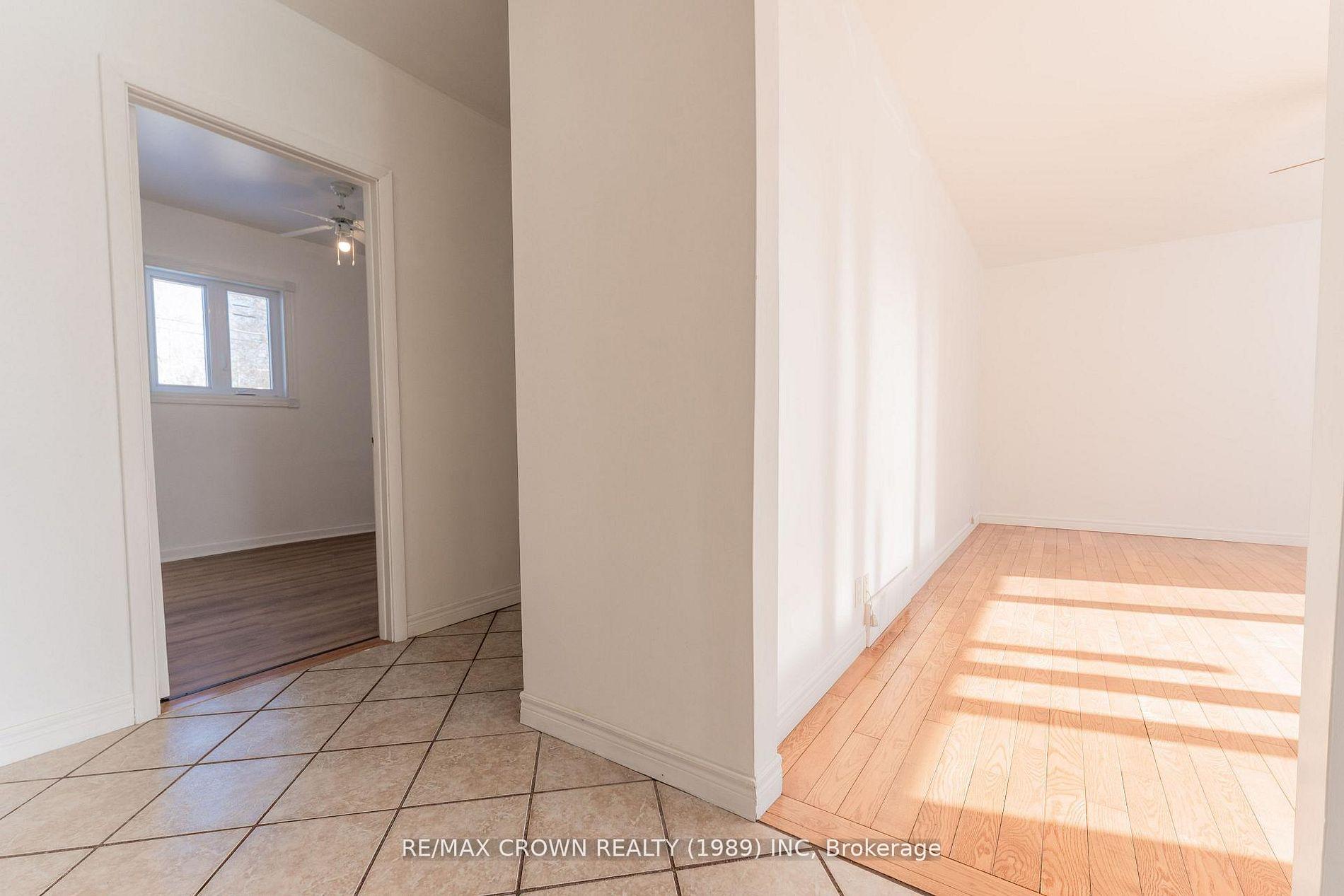 Photo 10 of 30 Pine Crescent, Kapuskasing — HOMEH