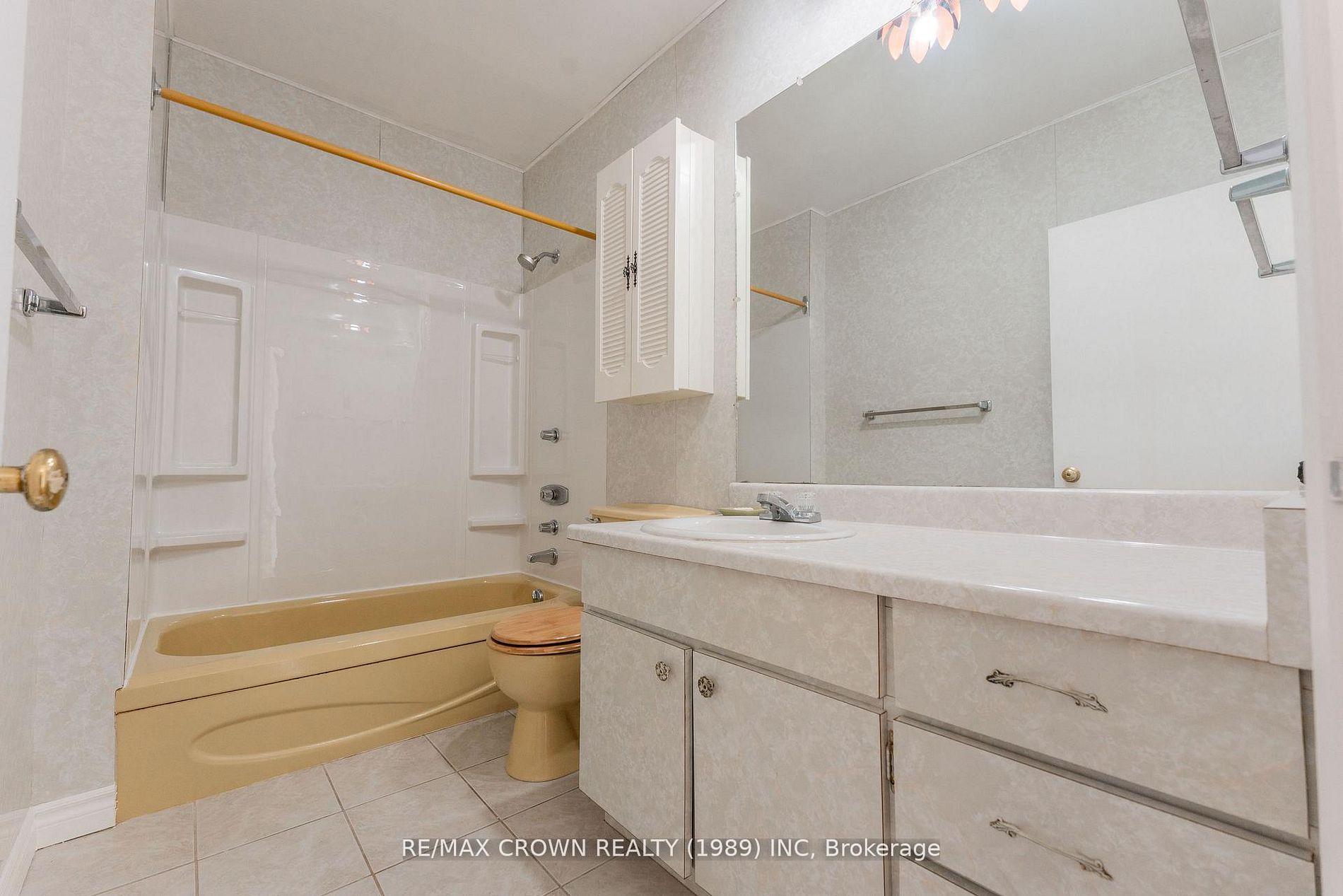 Photo 18 of 30 Pine Crescent, Kapuskasing — HOMEH