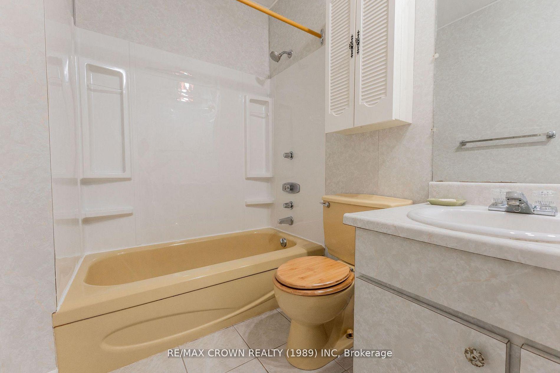 Photo 19 of 30 Pine Crescent, Kapuskasing — HOMEH