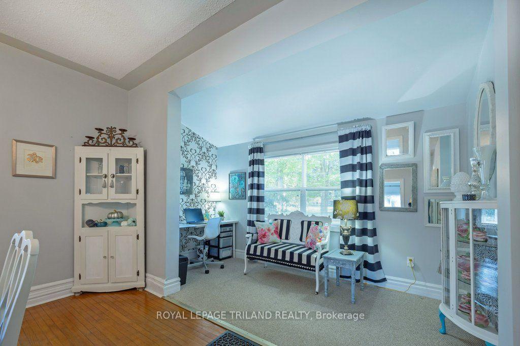 Photo 10 of 143 St George Street, St. Thomas — HOMEH