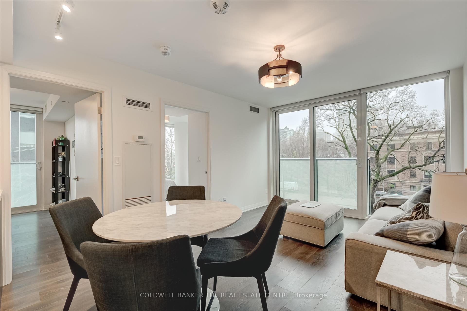 Photo 7 of Unit 304, 99 Foxbar Road, Toronto, Yonge-St. Clair — HOMEH