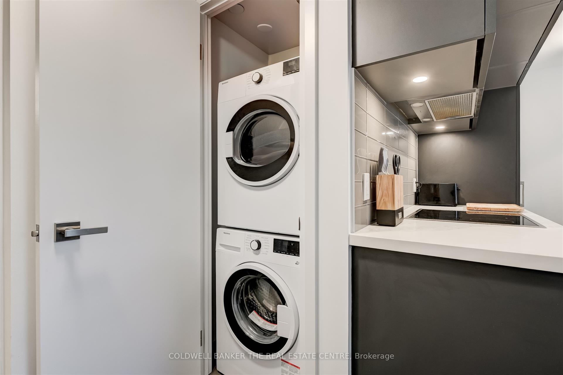 Photo 17 of Unit 304, 99 Foxbar Road, Toronto, Yonge-St. Clair — HOMEH